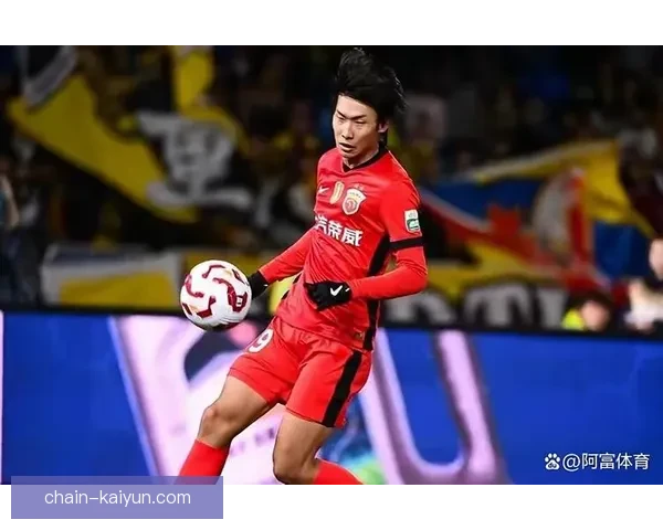 山东泰山郑铮队长表现稳健，球队近期状态持续提升